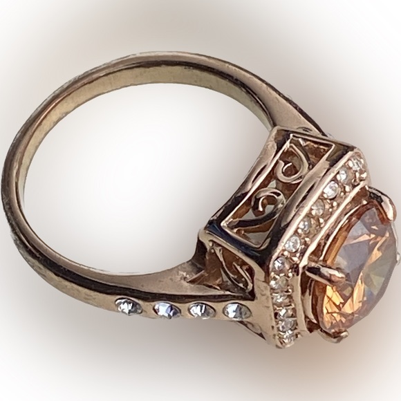 Cubic Zirc Yellow Topaz 18K Rose Gold Plated cocktail ring halo Austrian Crystal - Picture 13 of 16
